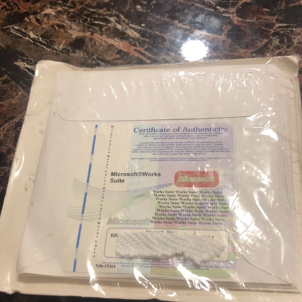 MICROSOFT WORKS SUITE 2001 SEALED WORD 2000 MONEY 2001 ENCARTA 6.0 w KEY